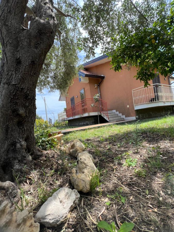 Casa Vacanze "Sautufao" Santa Venerina Luaran gambar