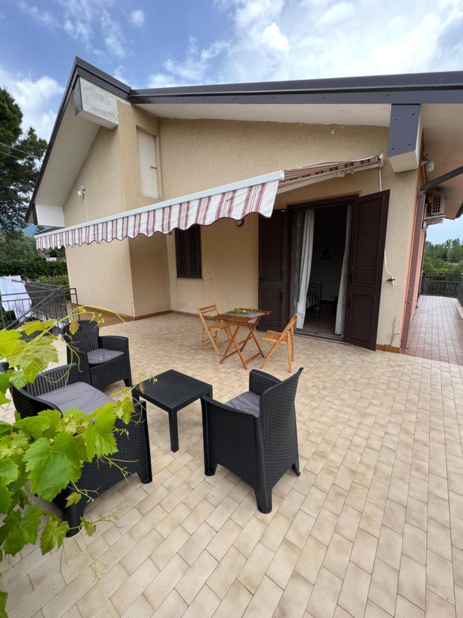 Casa Vacanze "Sautufao" Santa Venerina Luaran gambar